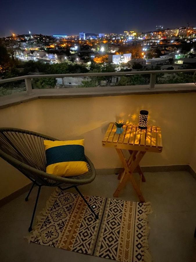 Beautiful Apartment With 3 Balconies In The Center Of Yerevan Luaran gambar