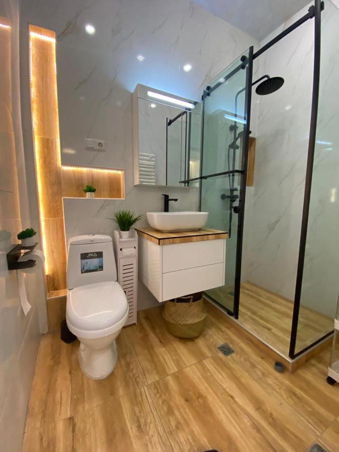 Beautiful Apartment With 3 Balconies In The Center Of Yerevan Luaran gambar